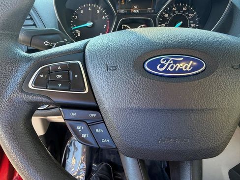 Used 2017 Ford Escape SE w/ Equipment Group 201A FWD image 26