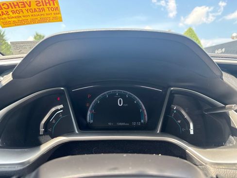 Used 2018 Honda Civic EX image 10