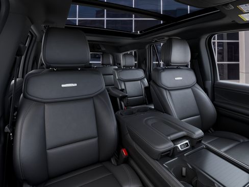 New 2027 Ford Expedition Platinum w/ Stealth Appearance Package AWD/4WD image 10