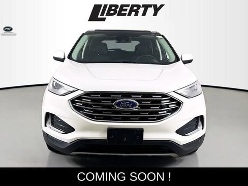 Certified 2022 Ford Edge SEL w/ Convenience Package image 2