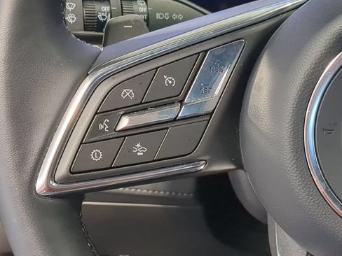 Used 2025 Buick Enclave Sport Touring w/ Power Package FWD image 23