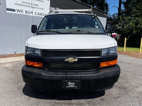 Used 2022 Chevrolet Express 2500 w/ Driver Convenience Package image 2