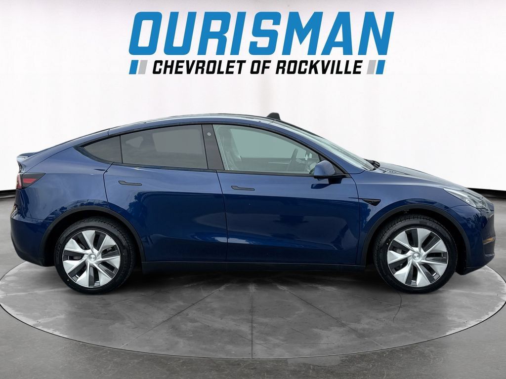 Used 2023 Tesla Model Y Long Range AWD/4WD image 7