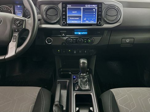 Used 2023 Toyota Tacoma TRD Sport image 11