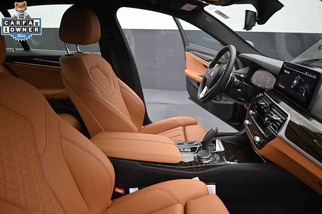 Certified 2023 BMW 530i w/ Premium Package RWD image 21