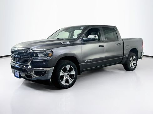 Used 2023 RAM 1500 Laramie AWD/4WD image 1