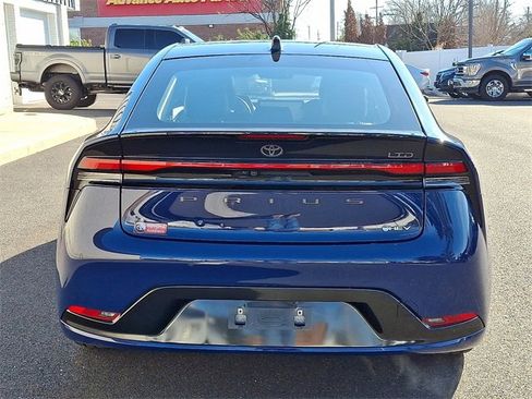 Certified 2023 Toyota Prius Limited image 5