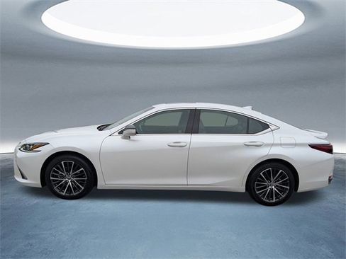 Certified 2023 Lexus ES 300h w/ Premium Package image 7