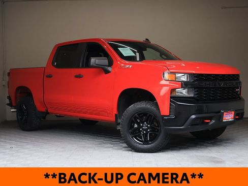 Used 2021 Chevrolet Silverado 1500 Custom Trail Boss w/ Safety Confidence Package AWD/4WD image 2