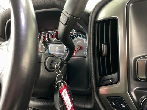 Certified 2018 Chevrolet Silverado 1500 LT w/ All Star Edition AWD/4WD image 29