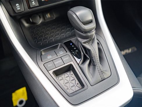 Used 2025 Toyota RAV4 XLE w/ Weather Package FWD image 13