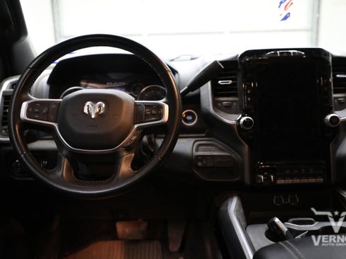Used 2024 RAM 3500 Big Horn w/ Sport Appearance Package AWD/4WD image 8