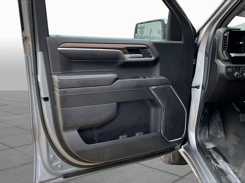 Used 2024 Chevrolet Silverado 1500 LT AWD/4WD image 21
