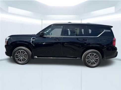 Used 2025 Nissan Armada Platinum w/ Convenience Package RWD image 10