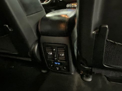 Used 2022 Dodge Durango R/T w/ Blacktop Package image 40