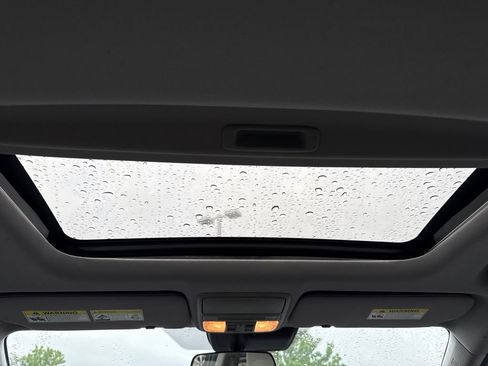 Used 2018 Honda CR-V EX image 5