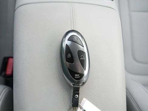 Used 2026 Hyundai Tucson SE FWD image 35