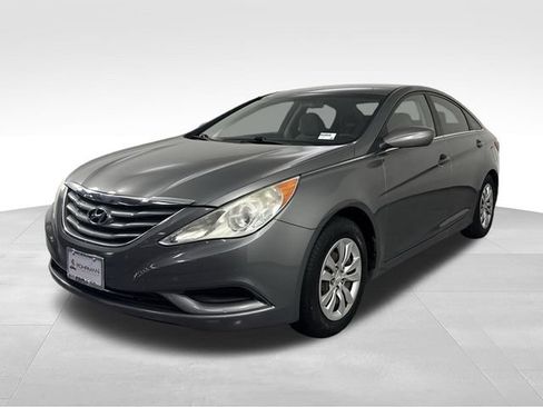 Used 2011 Hyundai Sonata GLS FWD image 1