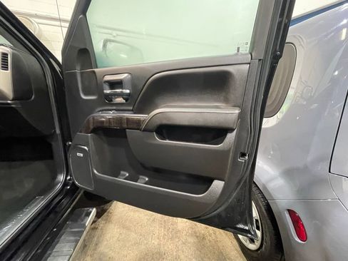 Used 2015 GMC Sierra 2500 Denali w/ Snow Plow Prep Package image 21