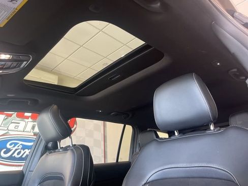 Used 2024 Jeep Grand Cherokee L Altitude image 20