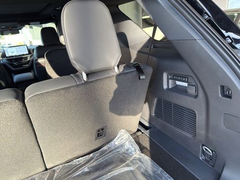 New 2026 Ford Explorer ST w/ Sun And Sound Package image 8