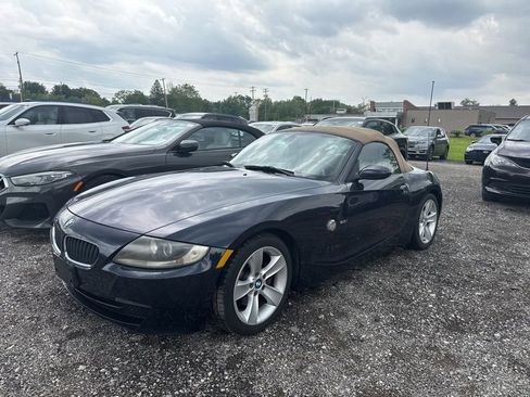 Used 2006 BMW Z4 3.0i RWD image 3