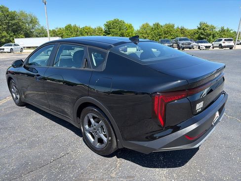 Used 2025 Kia K4 FWD image 6