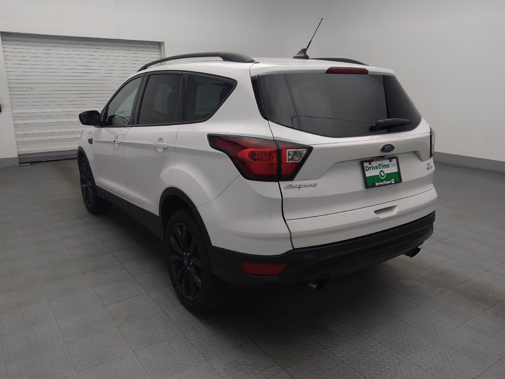 Used 2019 Ford Escape SE FWD image 5