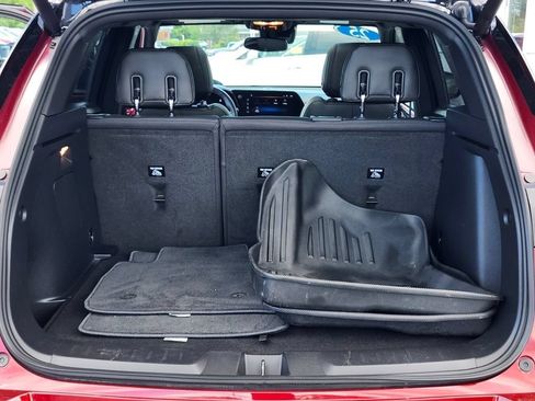 Used 2025 Chevrolet TrailBlazer RS w/ Convenience Package FWD image 30