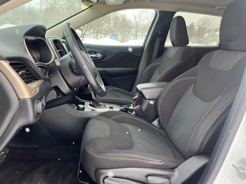 Used 2016 Jeep Cherokee Latitude image 15