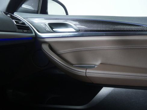 Certified 2024 BMW X4 M40i w/ Premium Package image 32