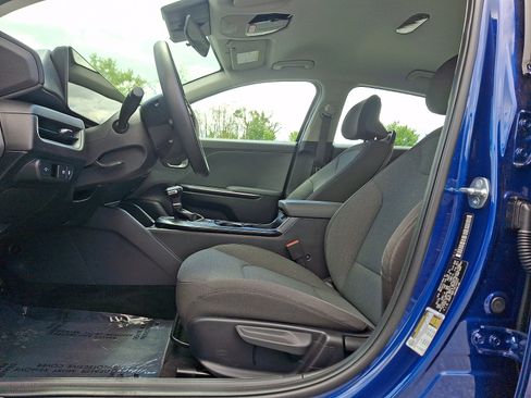 Certified 2025 Kia K4 FWD image 13