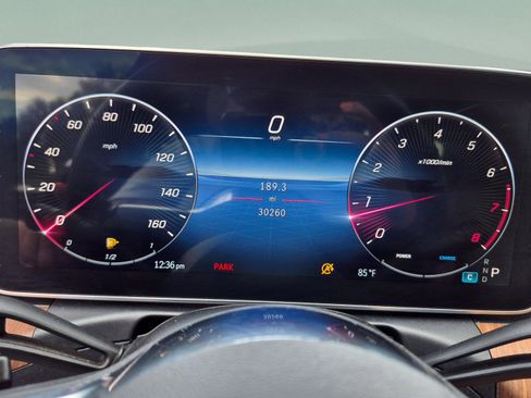 Used 2023 Mercedes-Benz C 300 4MATIC Sedan image 32