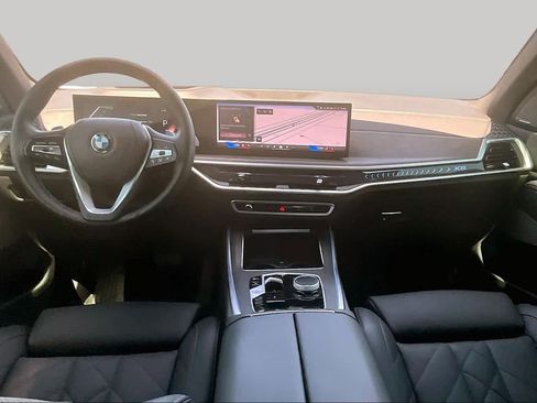Used 2024 BMW X5 sDrive40i w/ Premium Package RWD image 14