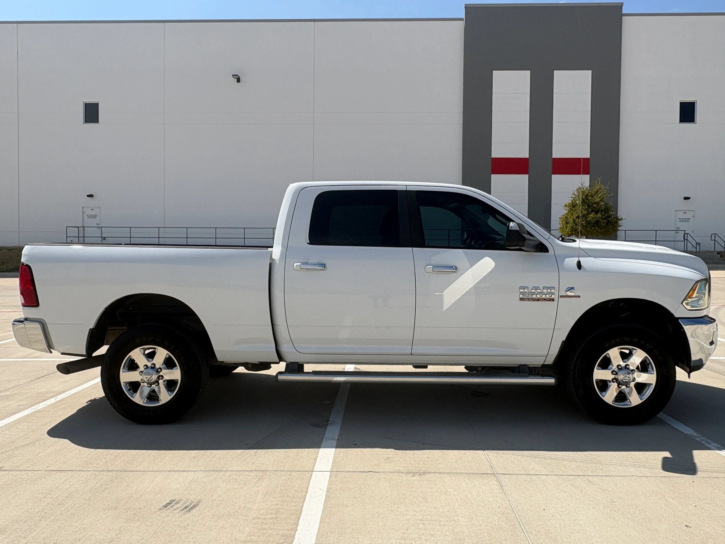 Used 2015 RAM 2500 Lone Star AWD/4WD image 3
