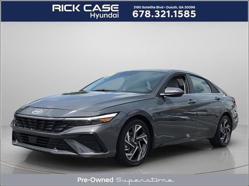 Used 2025 Hyundai Elantra Limited w/ Cargo Package FWD image 1