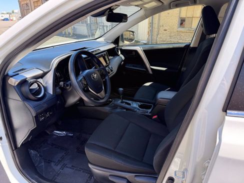 Used 2018 Toyota RAV4 LE w/ All Weather Liner Package AWD/4WD image 24