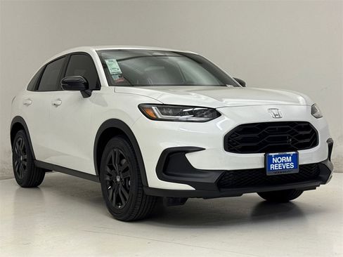 New 2026 Honda HR-V Sport image 4