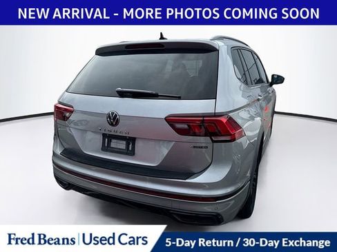Used 2022 Volkswagen Tiguan SE R-Line image 4