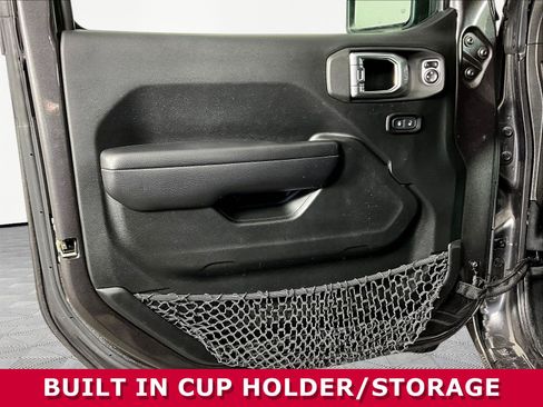 Used 2018 Jeep Wrangler Unlimited Sport S AWD/4WD image 18