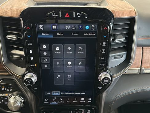 Used 2022 RAM 1500 Limited AWD/4WD image 14