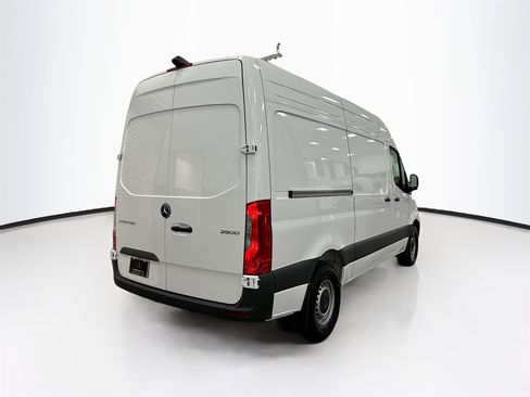 New 2025 Mercedes-Benz Sprinter 2500 image 8