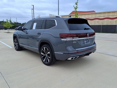 Certified 2025 Volkswagen Atlas SEL Premium R-Line AWD/4WD image 7