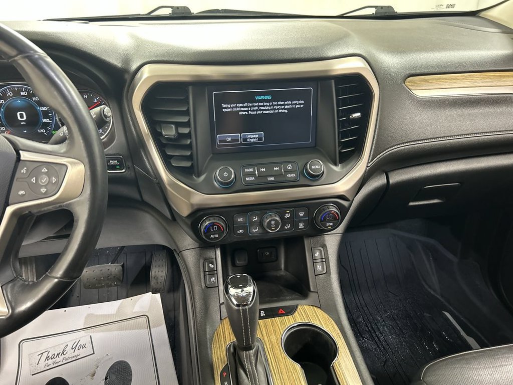 Used 2019 GMC Acadia Denali w/ Technology Package AWD/4WD image 18