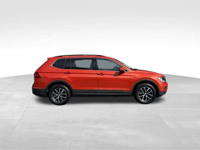 Used 2019 Volkswagen Tiguan SE AWD/4WD image 2