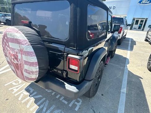Used 2024 Jeep Wrangler Sport AWD/4WD image 21