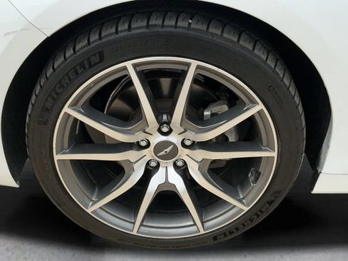 Used 2023 Genesis G70 2.0T AWD/4WD image 9