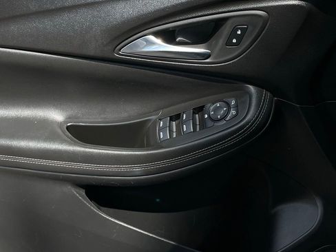 Used 2024 Buick Encore GX Sport Touring FWD image 22
