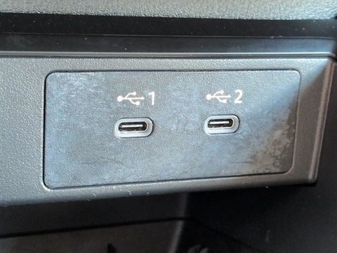 Used 2025 Nissan Kicks SV FWD image 22