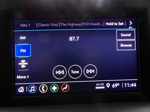 Used 2023 Chevrolet Tahoe LS image 15